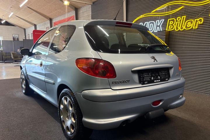 undefined Peugeot 206 fra 2003