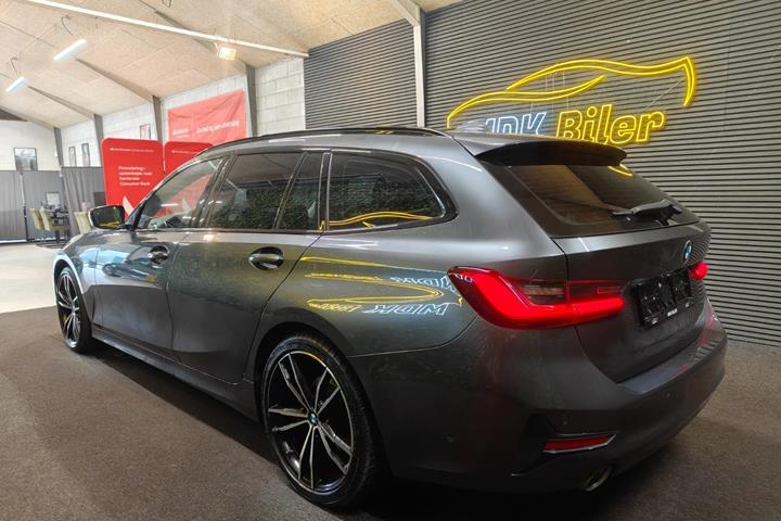 undefined BMW 320d fra 2020