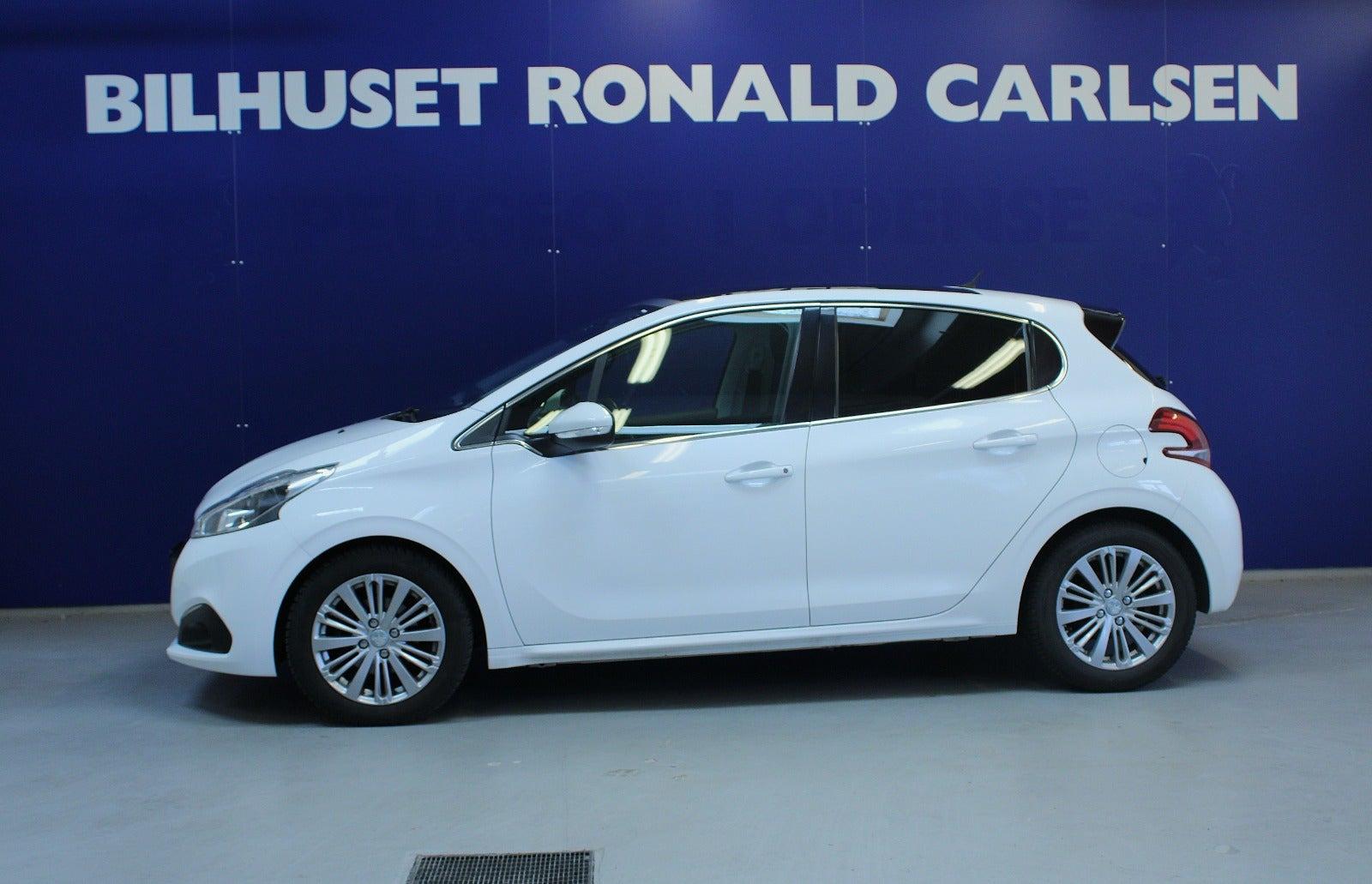 Peugeot 208 1,5 BlueHDi 100 Prestige Sky