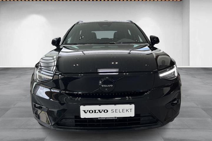 Sort Volvo EX40 fra 2026
