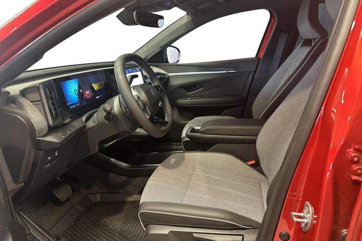 Beige Renault Scenic E-Tech fra 2025