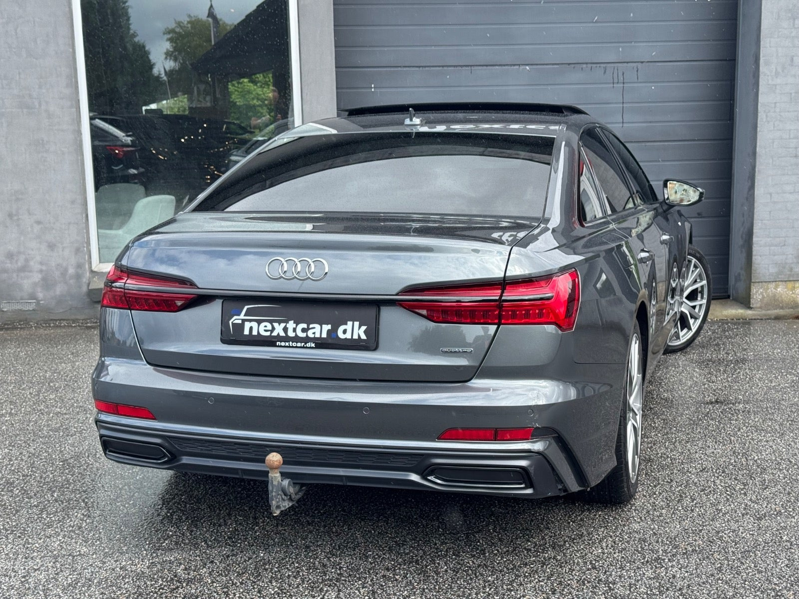 Grå Audi A6 fra 2020