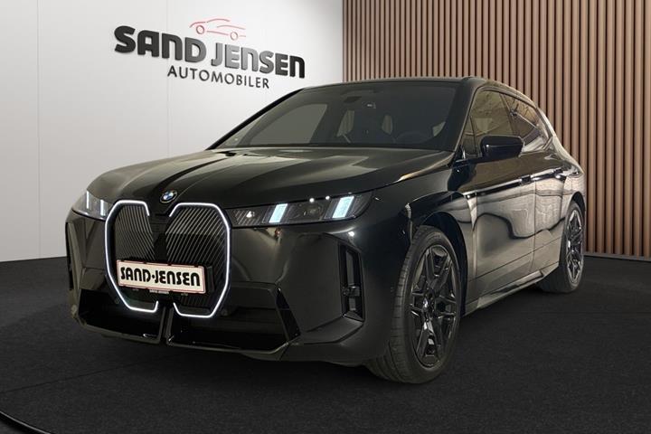 Sort BMW iX fra 2025