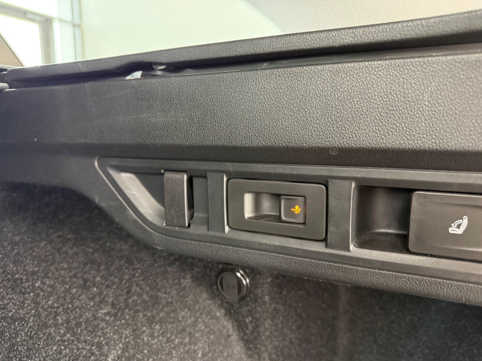 Hvid Skoda Octavia fra 2023