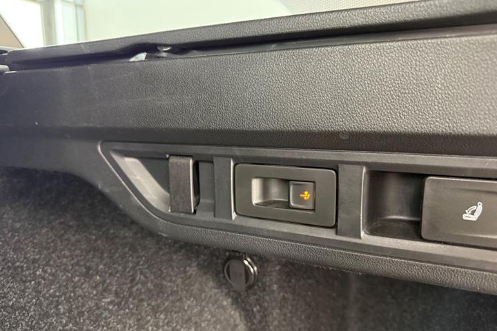 Hvid Skoda Octavia fra 2023