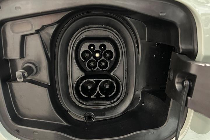 Grøn Skoda Elroq fra 2025