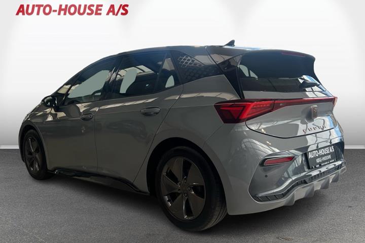 Grå Cupra Born fra 2024