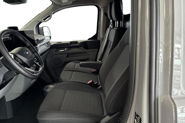 Grå Ford E-Transit Custom 340 L2 fra 2027
