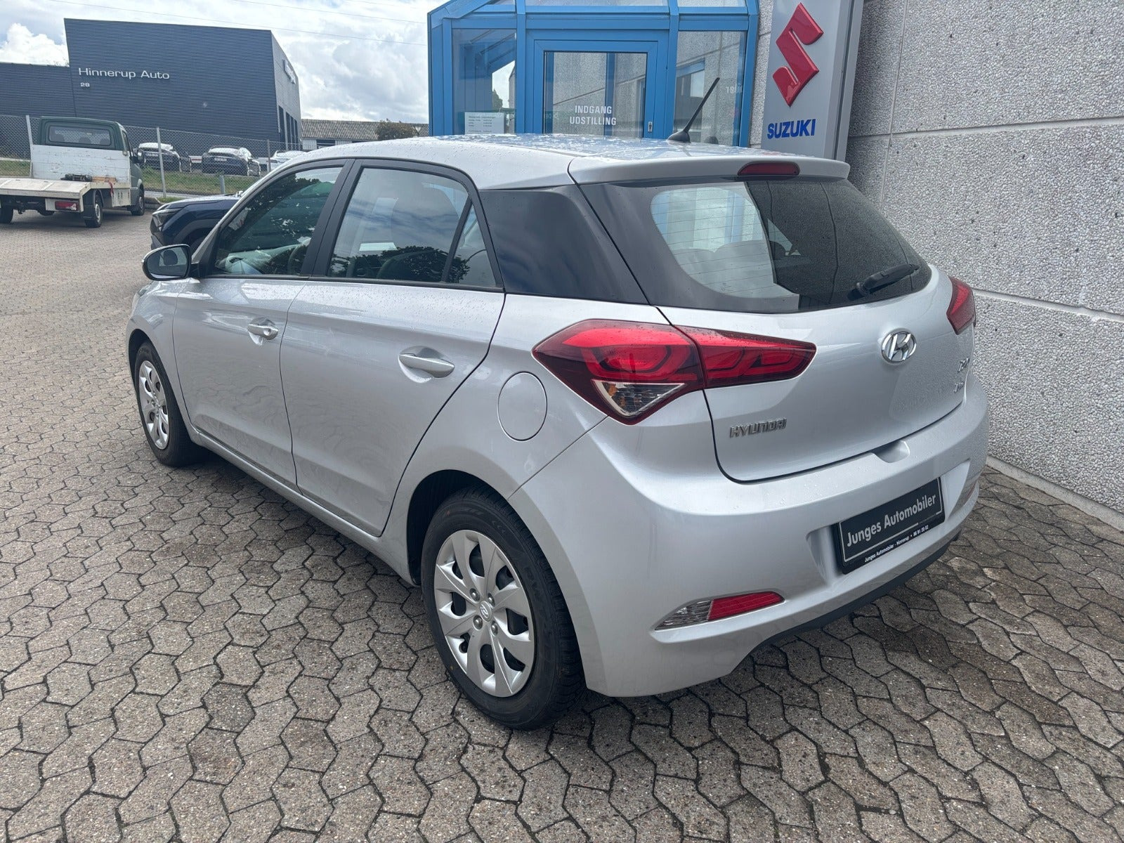 Sølv Hyundai i20 fra 2015