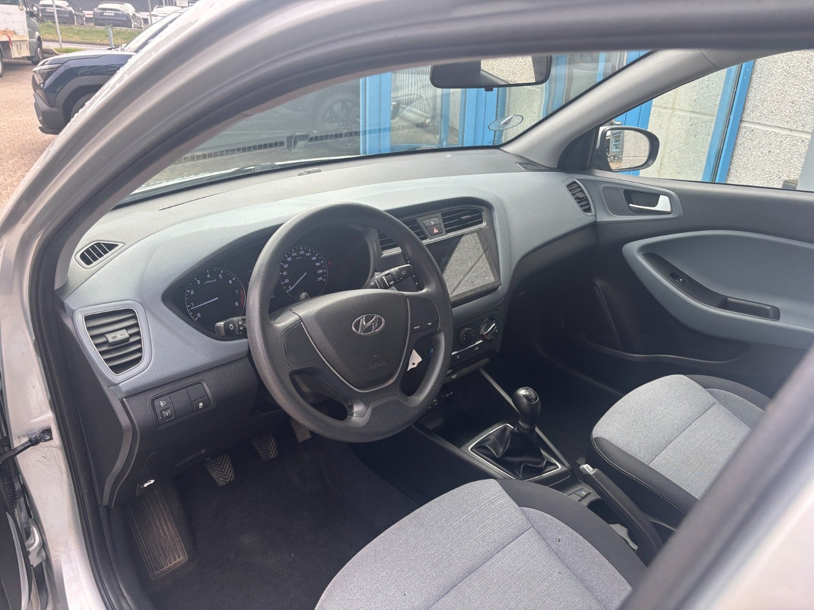 Sølv Hyundai i20 fra 2015