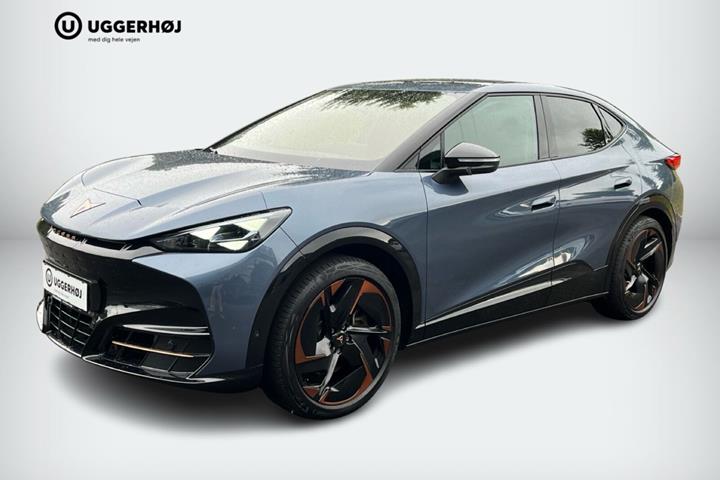 Blå Cupra Tavascan fra 2024