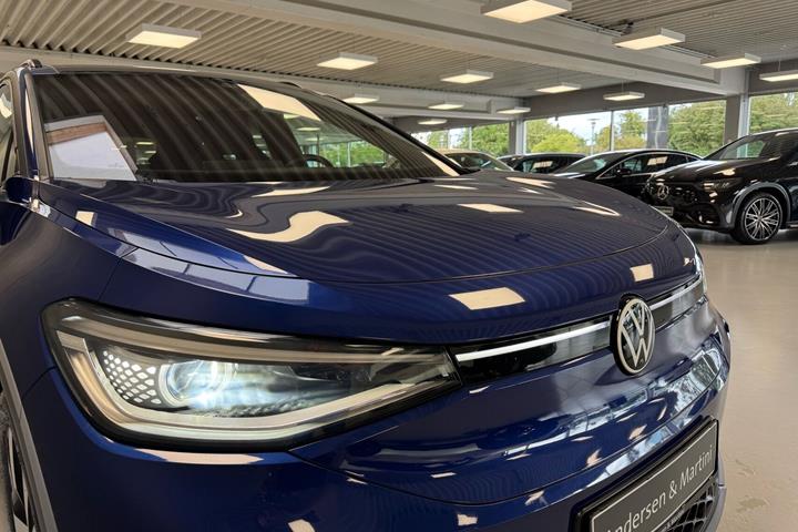 Blå VW ID.4 fra 2023