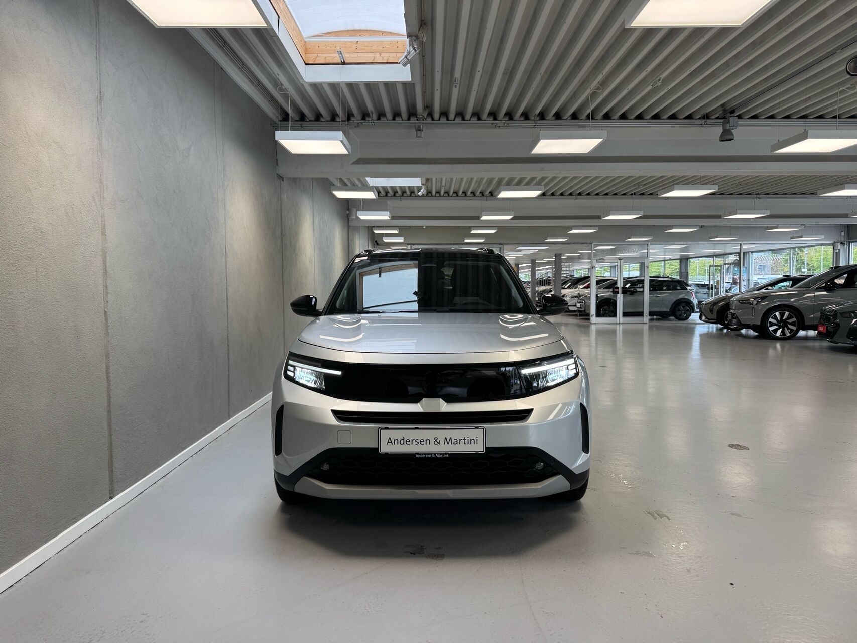 Sølv Opel Frontera fra 2025