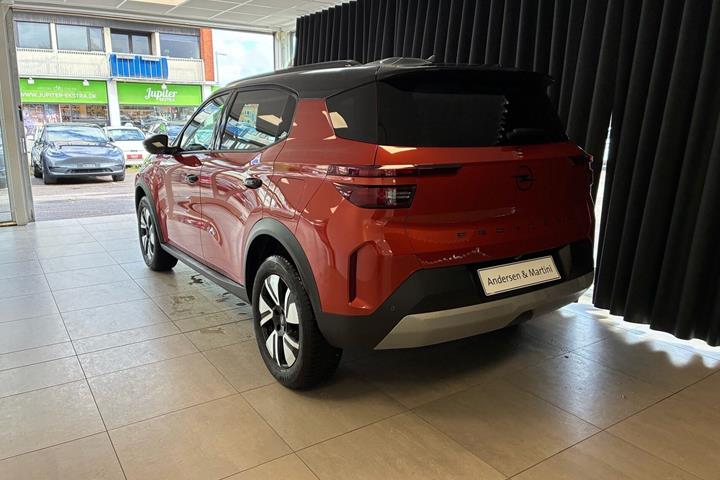 Orange Opel Frontera fra 2025
