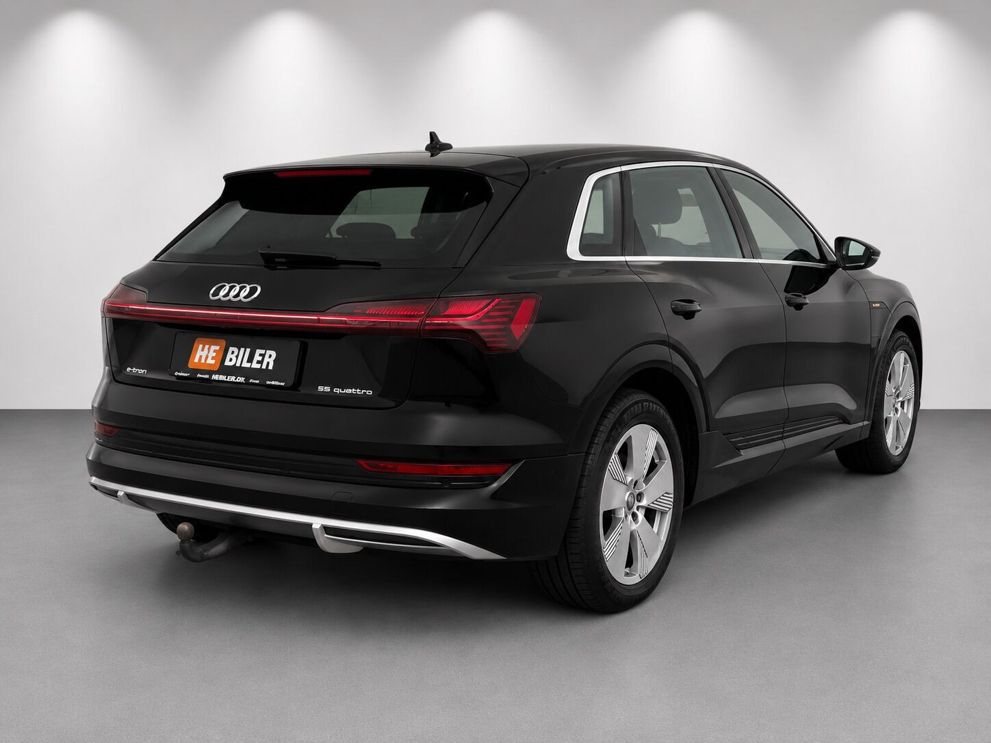 Sort Audi e-tron fra 2021