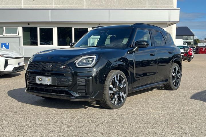 Sort Mini Countryman fra 2025