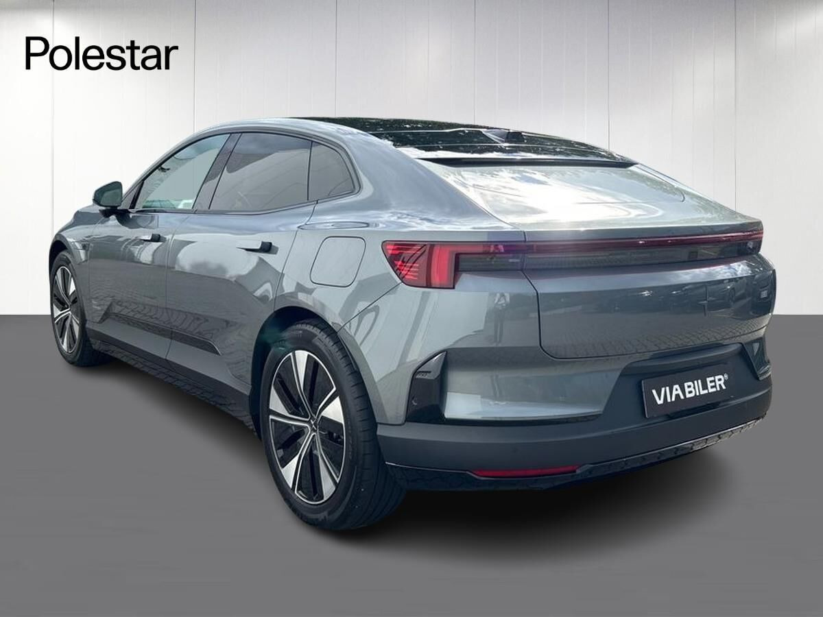 undefined Polestar 4 fra 2026