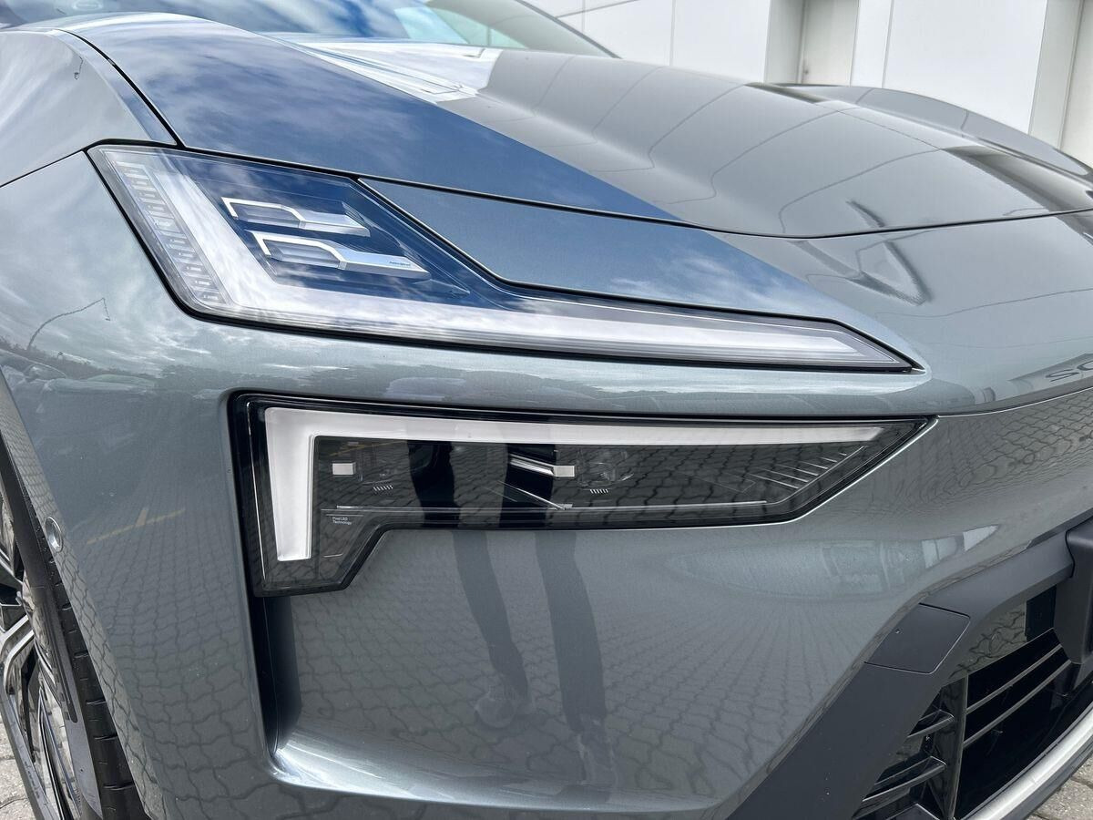 undefined Polestar 4 fra 2026
