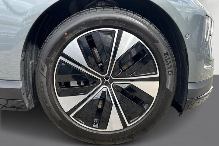undefined Polestar 4 fra 2026
