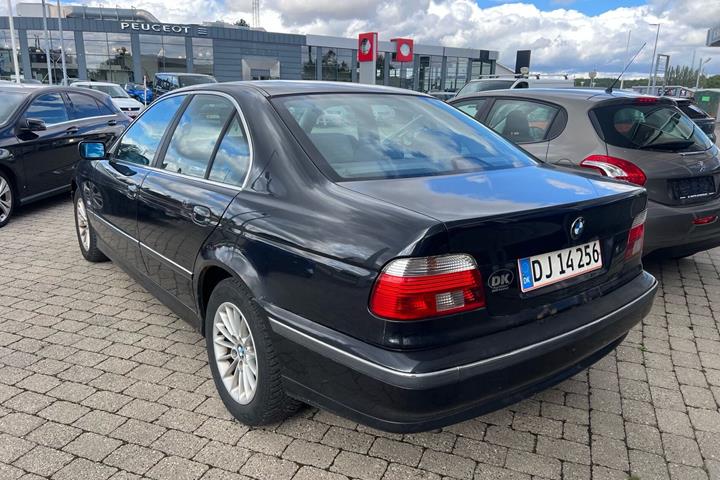 undefined BMW 520i fra 1999