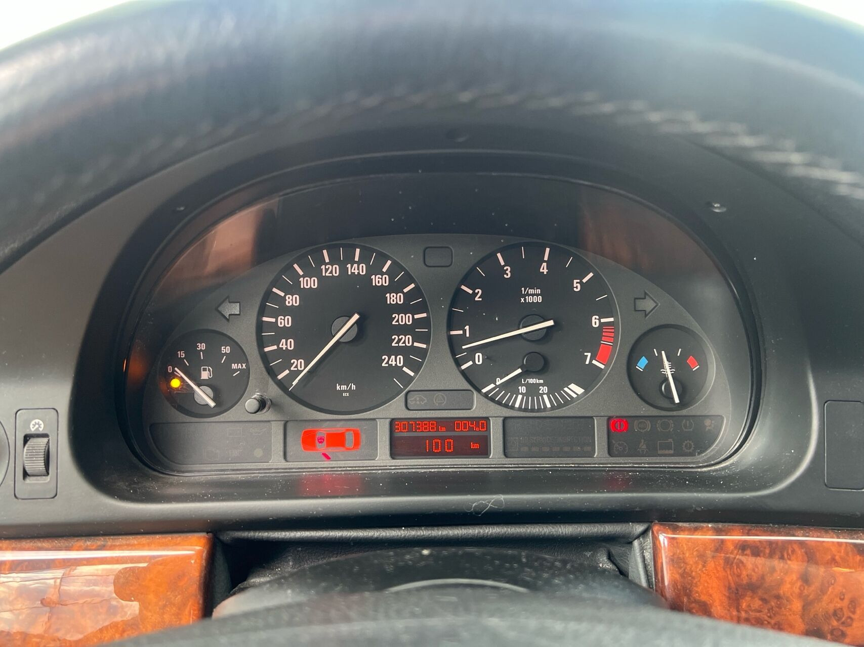 undefined BMW 520i fra 1999
