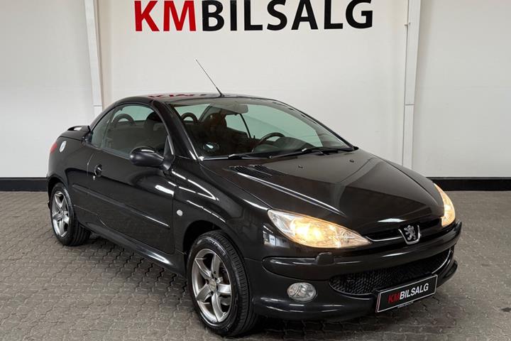 Sort Peugeot 206 fra 2003