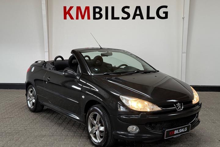Sort Peugeot 206 fra 2003