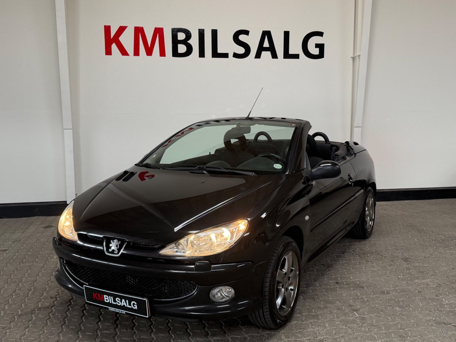 Sort Peugeot 206 fra 2003