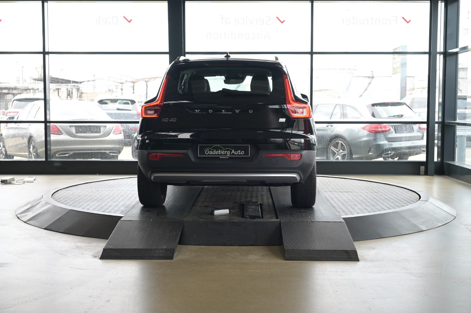 Sort Volvo XC40 fra 2021