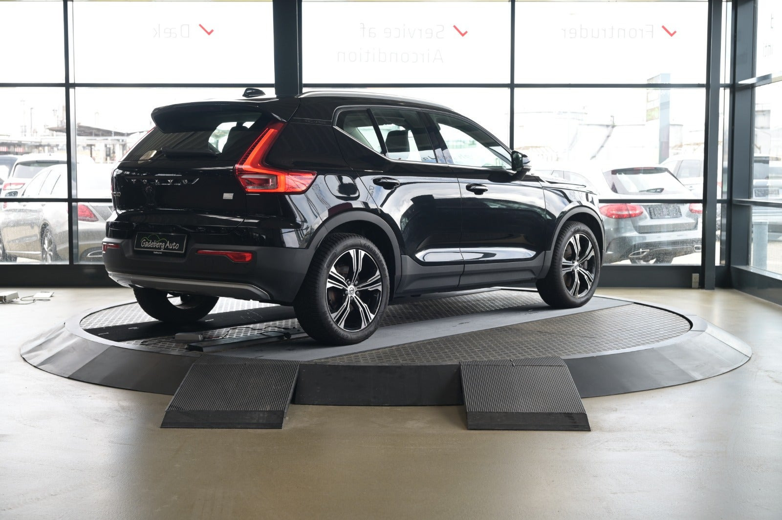 Sort Volvo XC40 fra 2021