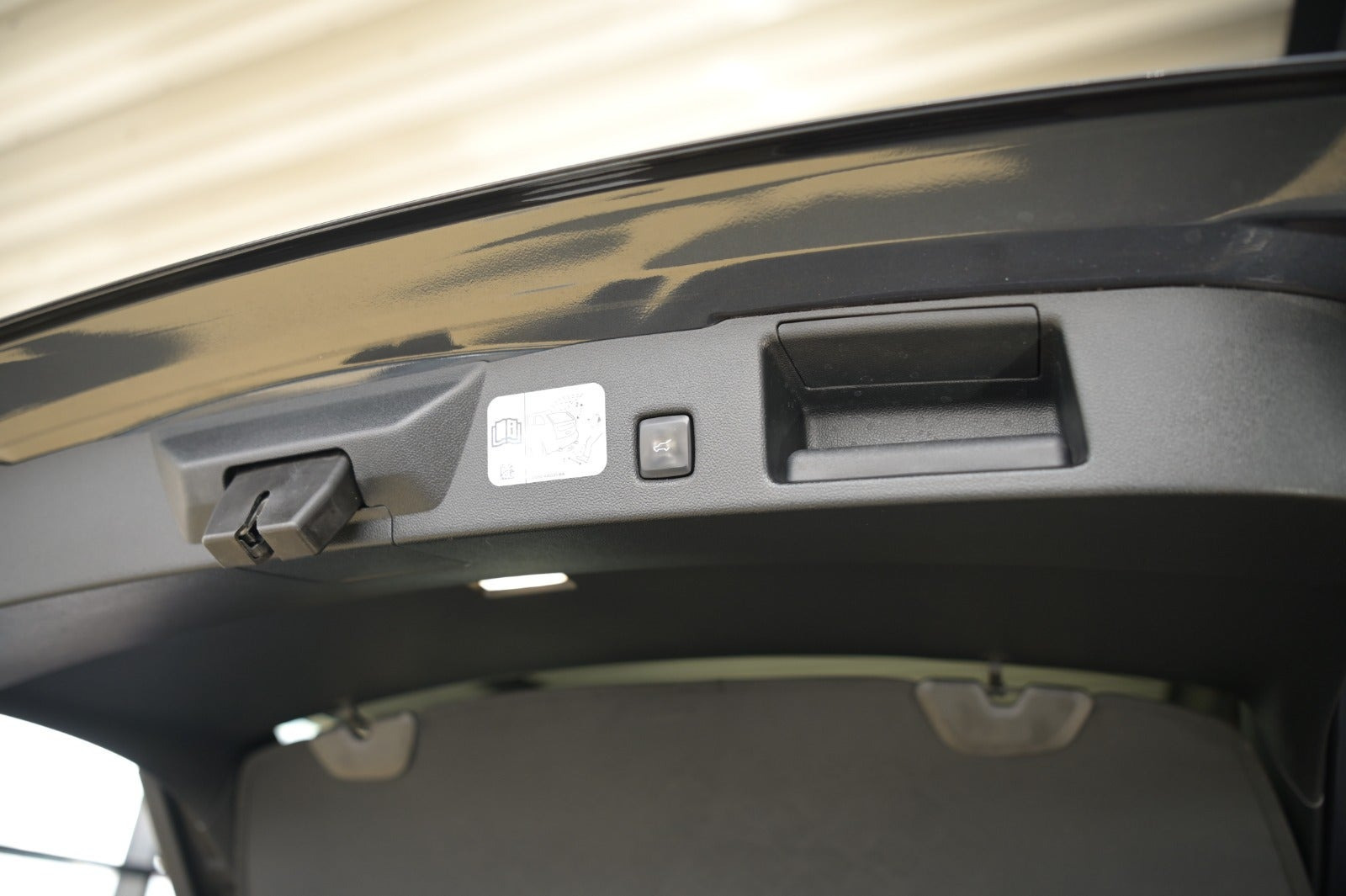 Blå Ford Kuga fra 2020