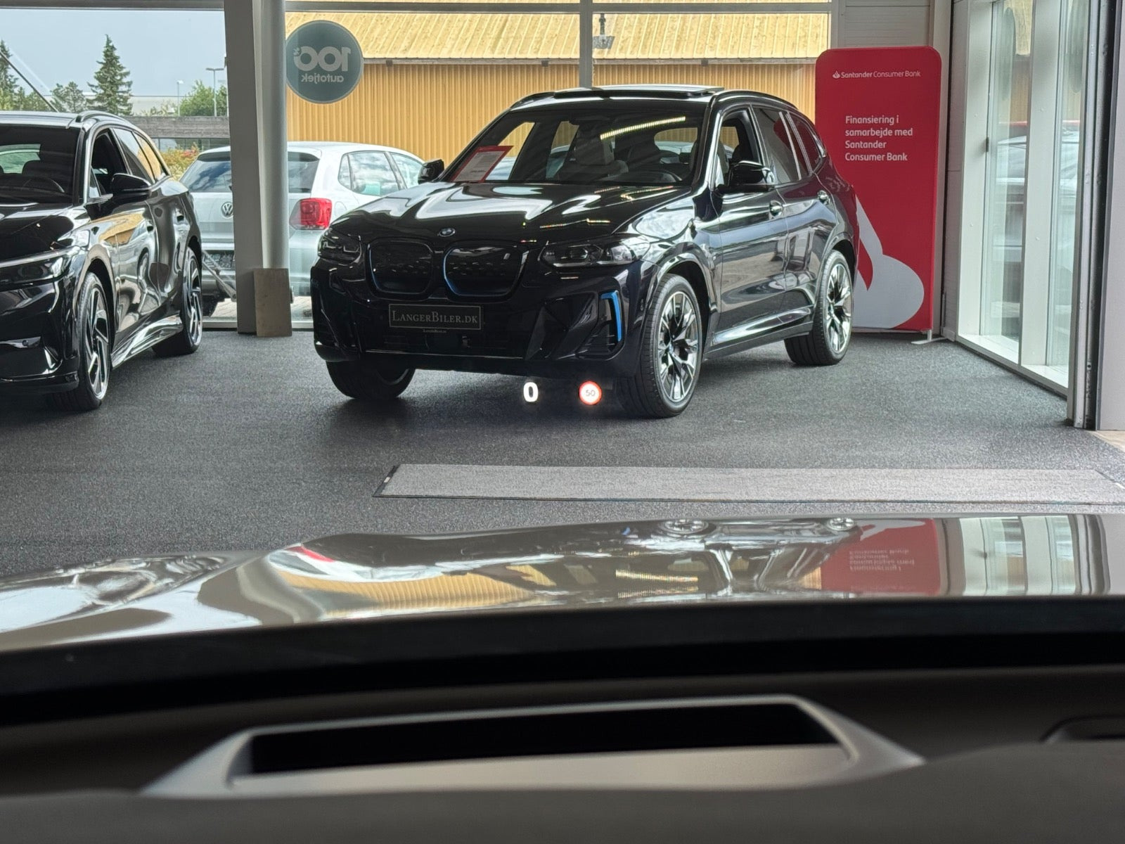 Hvid Volvo XC60 fra 2023