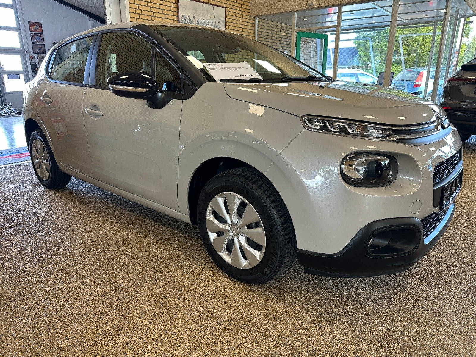 Grå Citroën C3 fra 2018