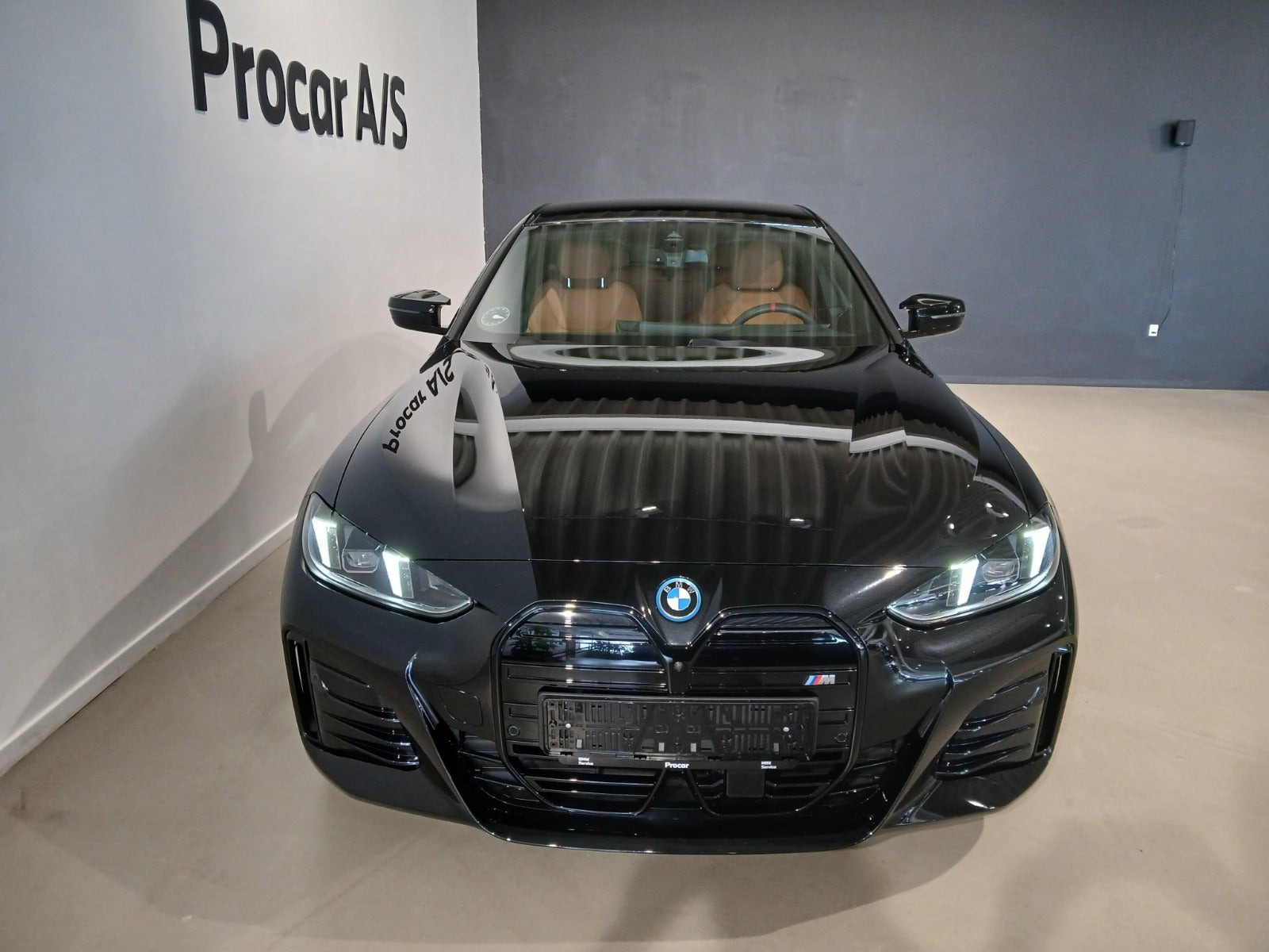 Sort BMW i4 fra 2025
