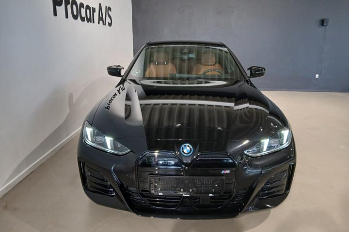 Sort BMW i4 fra 2025