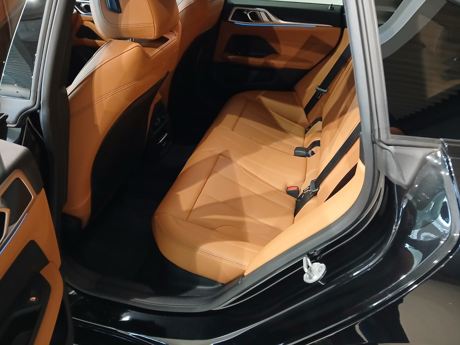 Sort BMW i4 fra 2025
