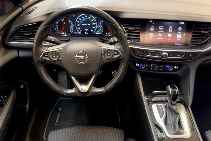 undefined Opel Insignia fra 2018