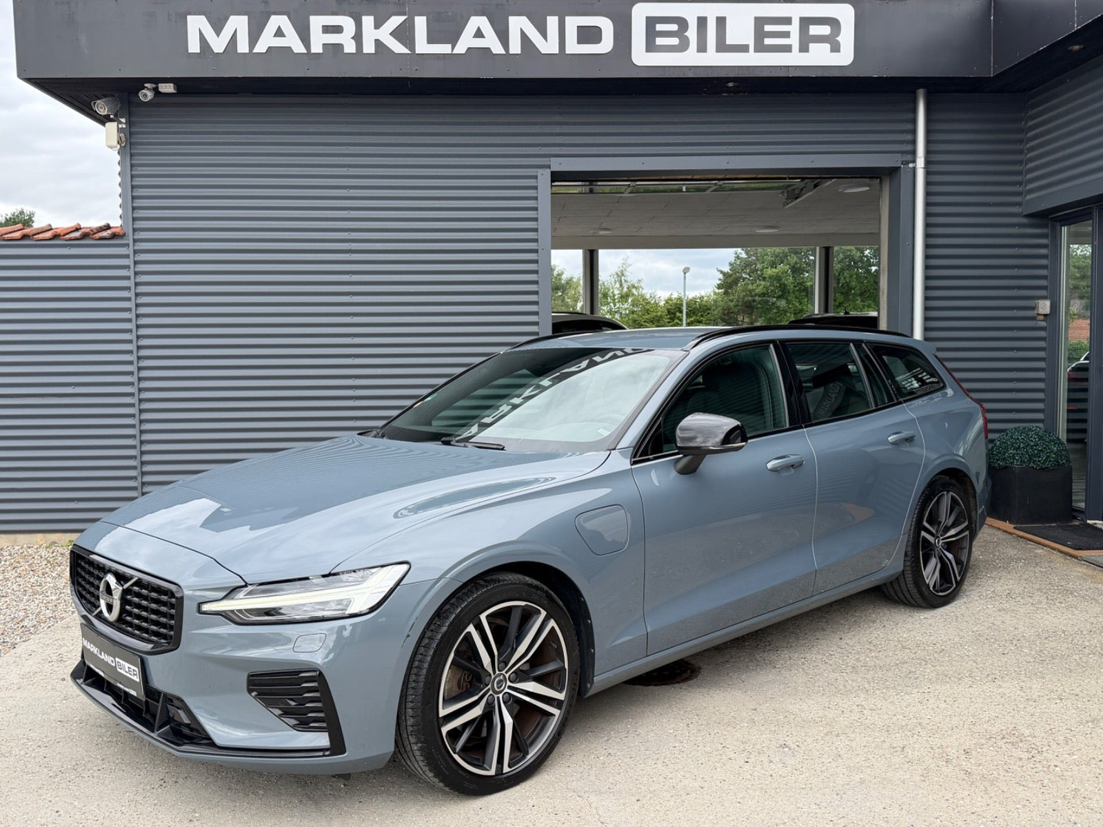 Volvo V60 2,0 T6 ReCharge R-Design aut. AWD