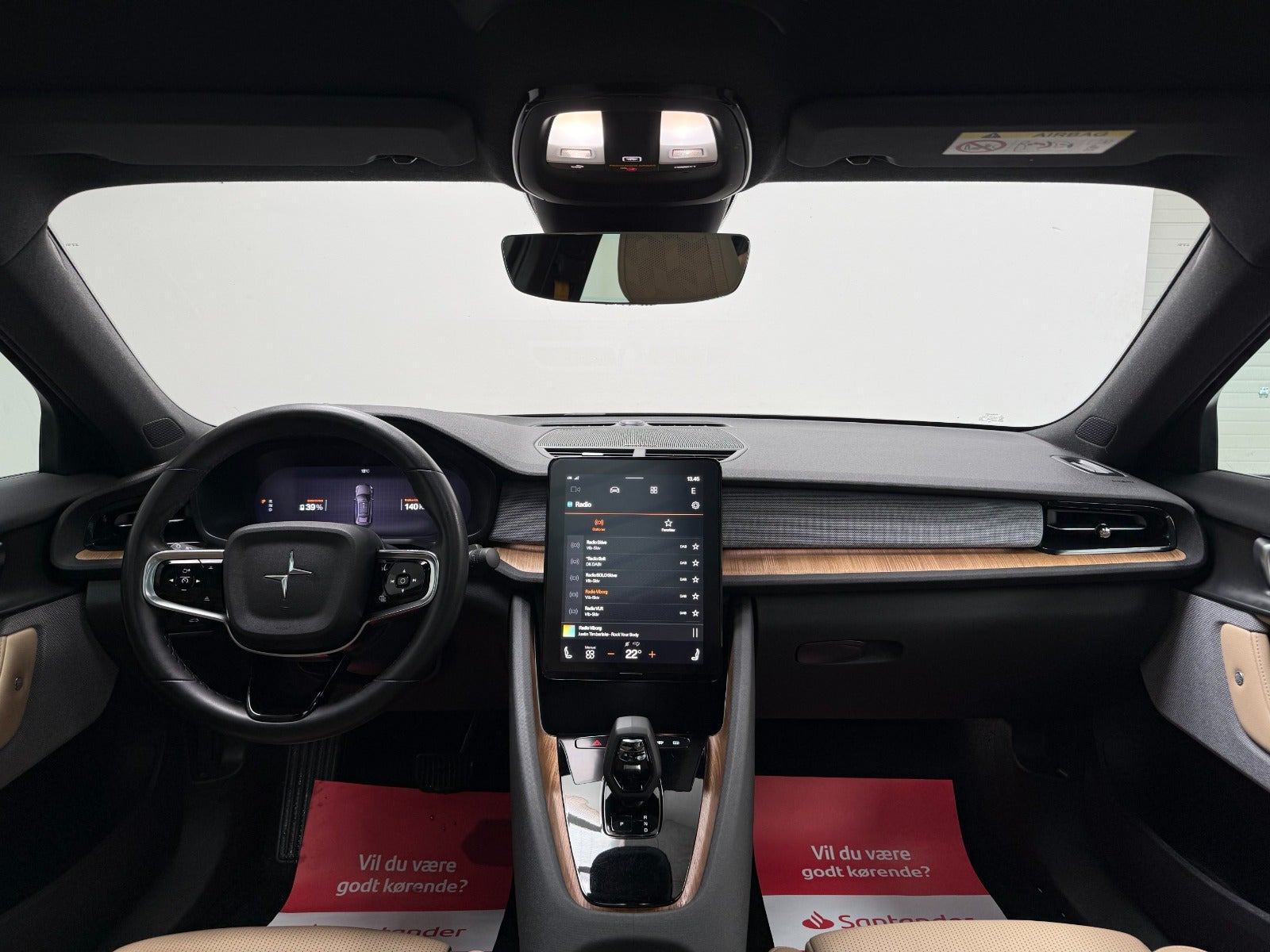 Orange Polestar 2 fra 2020