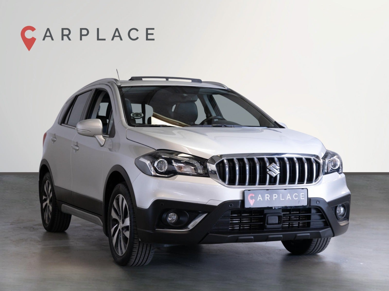 Sølv Suzuki S-Cross fra 2020