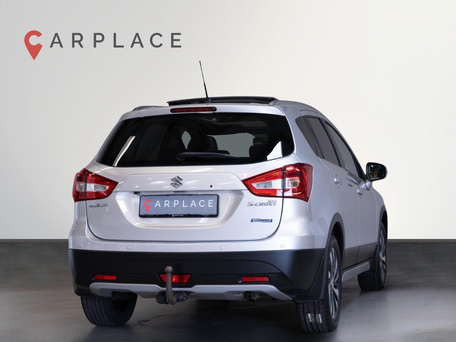 Sølv Suzuki S-Cross fra 2020