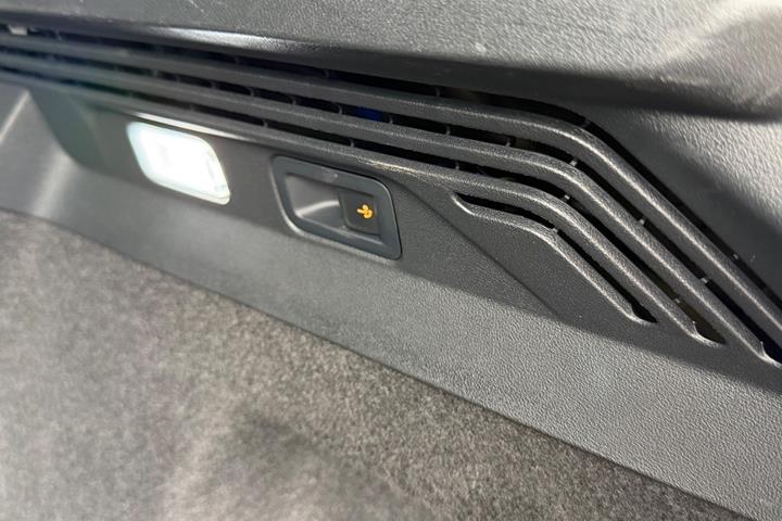 Sort VW ID.4 fra 2023