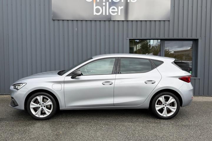 Sølv Seat Leon fra 2021
