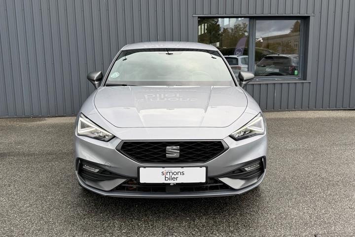 Sølv Seat Leon fra 2021