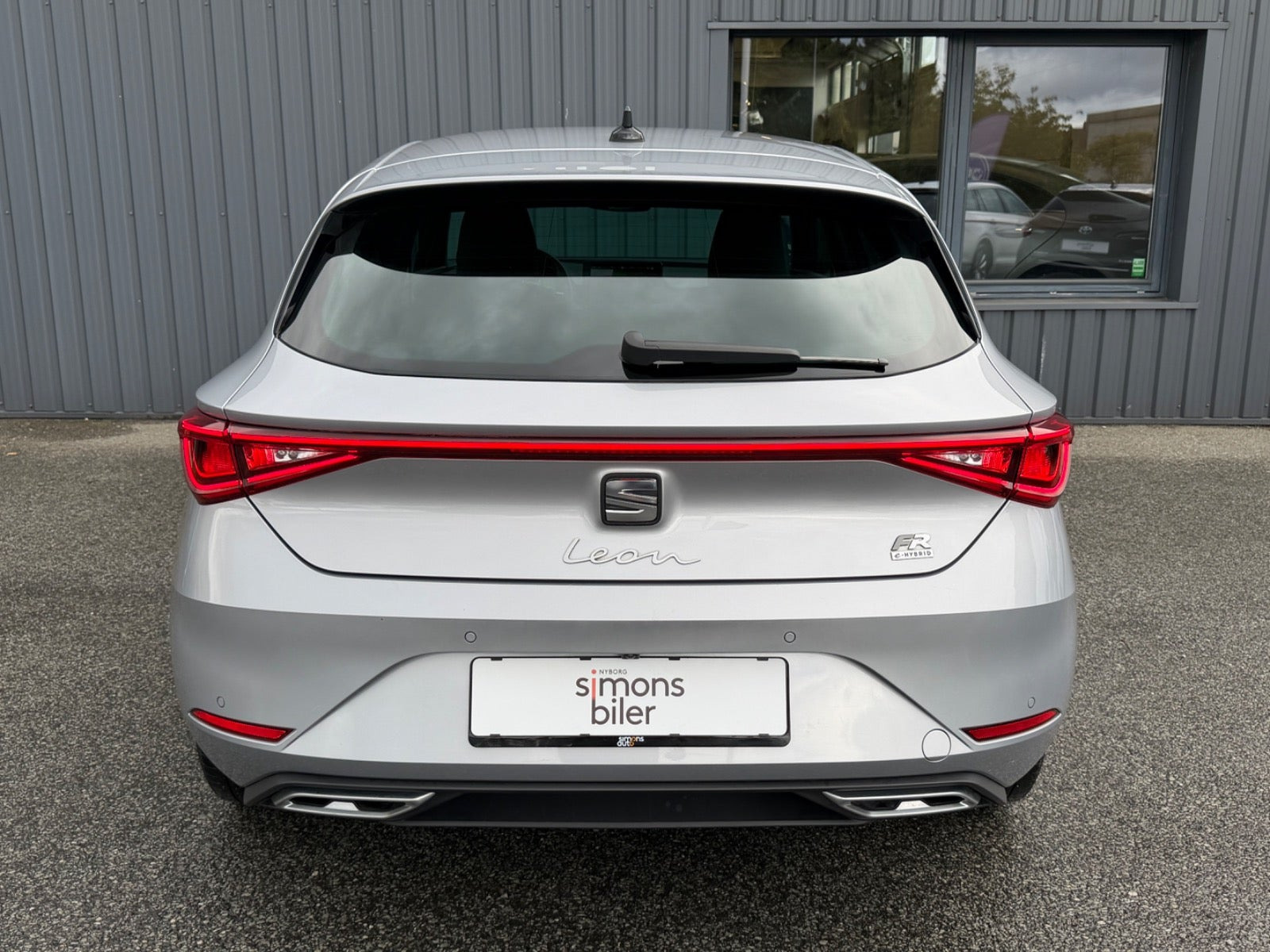 Sølv Seat Leon fra 2021