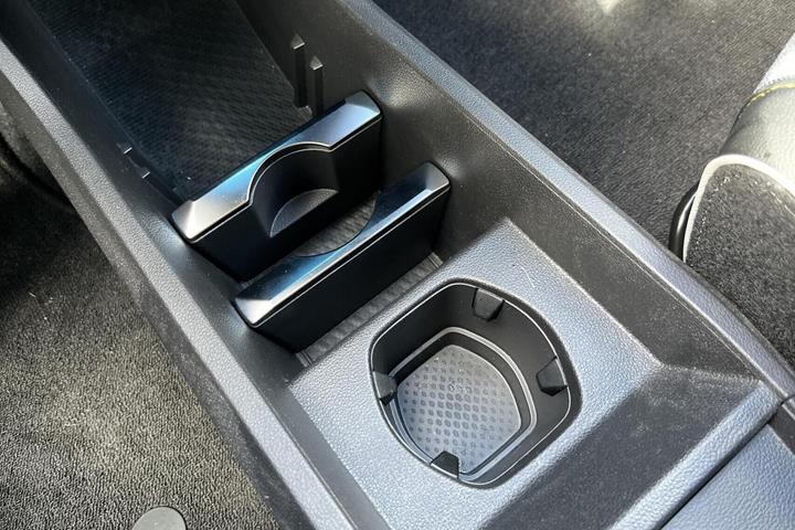 Hvid Renault Megane E-Tech fra 2025