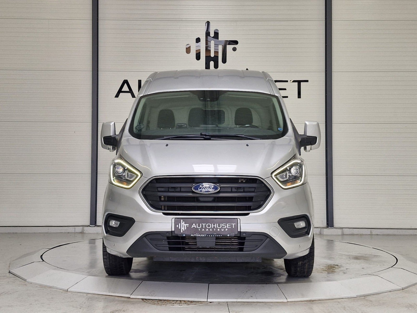Sølv Ford Transit Custom 300 L1 fra 2018