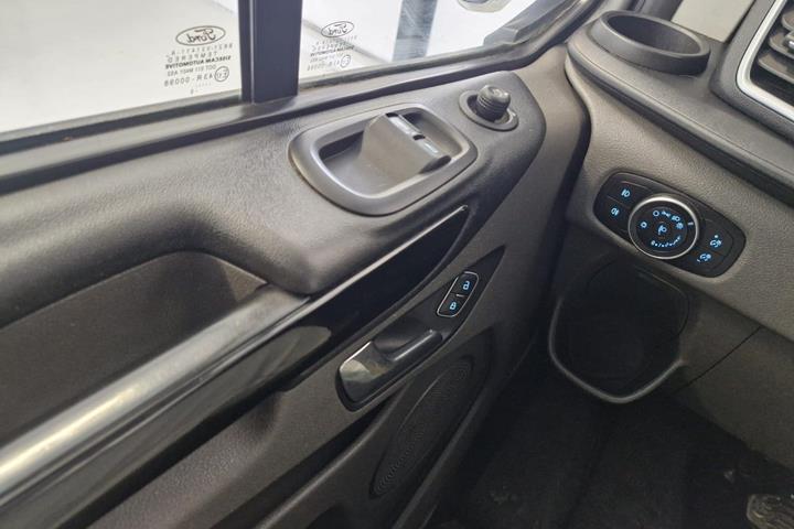 Sølv Ford Transit Custom 300 L1 fra 2018