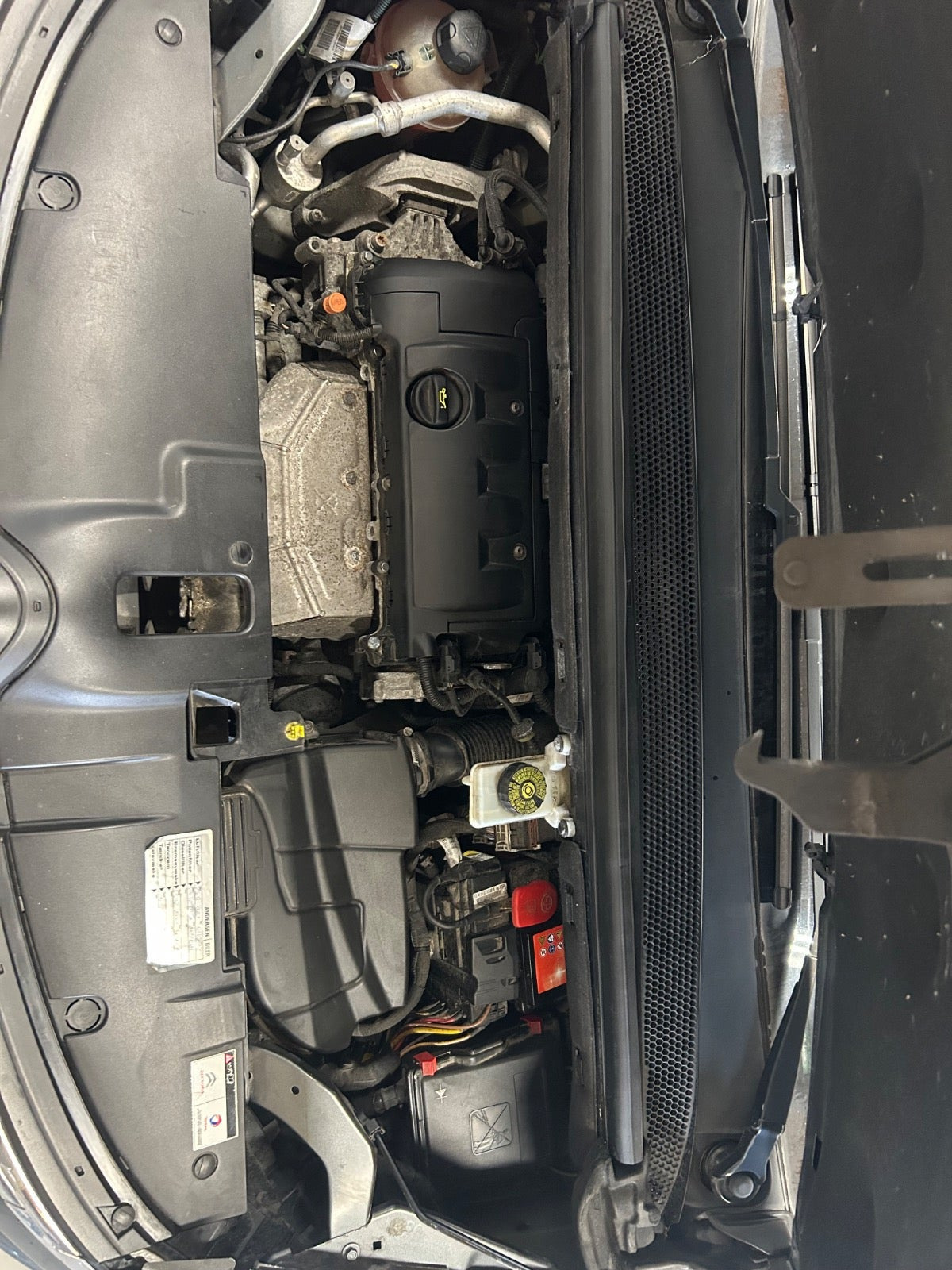 Grå Citroën Grand C4 Picasso fra 2014