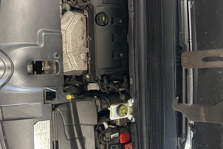 Grå Citroën Grand C4 Picasso fra 2014